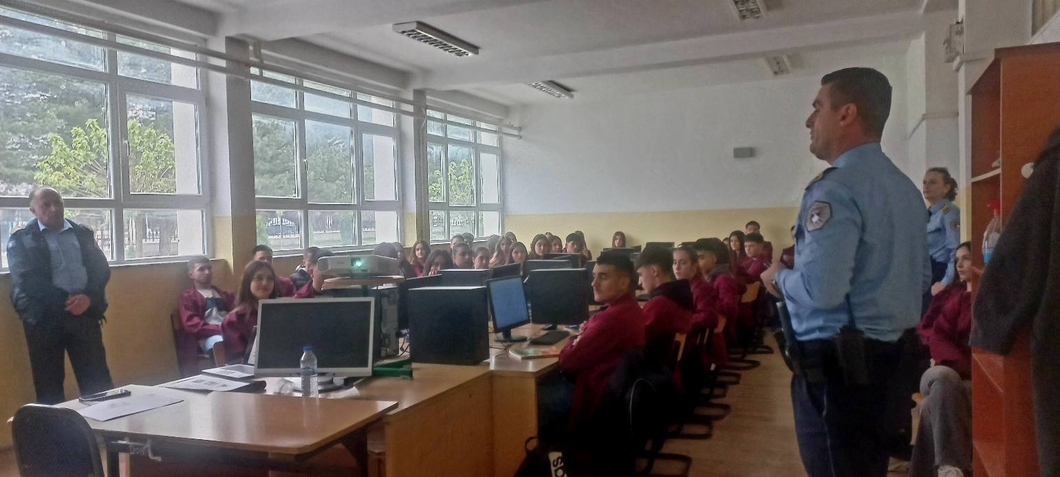📢 Sesion Informues për Vetëdijesimin ndaj Substancave Narkotike